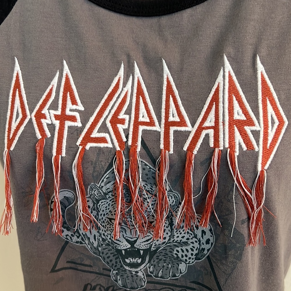 Def Leopard Top - Picture 2 of 4